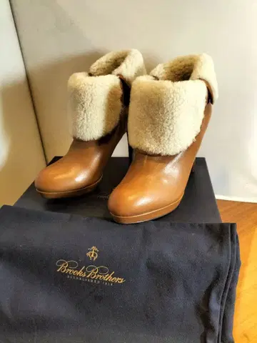 미사용 새상품 가죽 브룩스브라더스 부츠 24.5