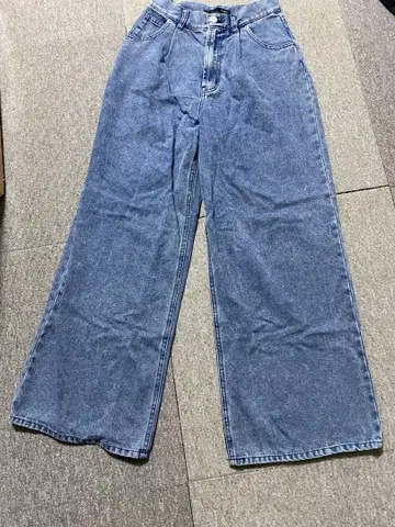 Hister 라이트 블루 데님 와이드 레그 팬츠