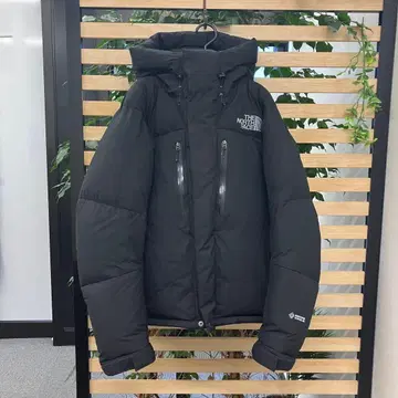 THE NORTH FACE 블랙 다운 자켓