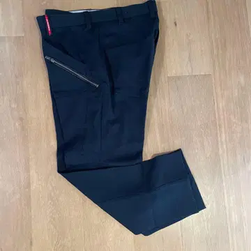 커터 & 버크 블랙 팬츠 지퍼 포켓 부착