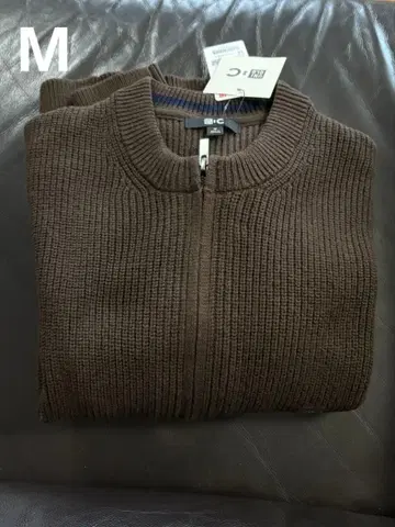 [ 새상품 ] 유니클로C 크루넥 풀 집업 가디건 다크 브라운 M