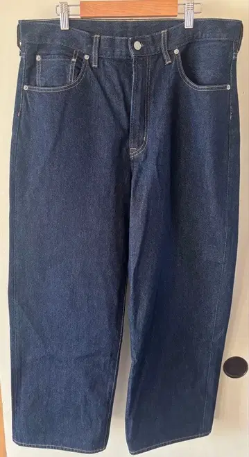 GU 배기진 34인치