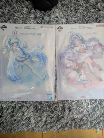 유키 미쿠 제일복권 아크릴 스탠드 2종 세트