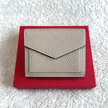 새상품 BONAVENTURA 보나벤츄라 라우라 바이폴드 지갑