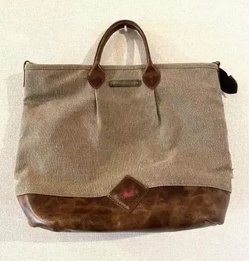 레어 구하기 어려움 스위스산 캔버스 가죽 토트백 Margelisch