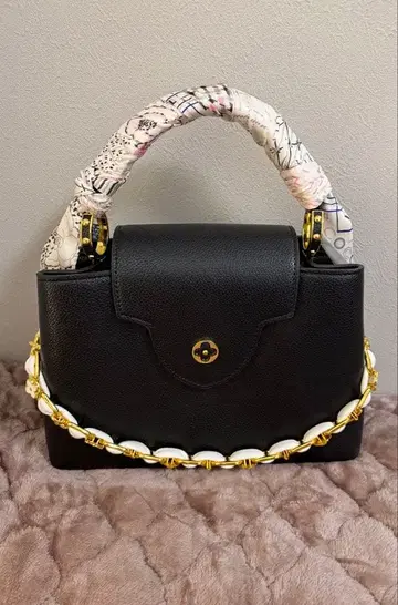 블랙 핸드백 스카프 포함 LV