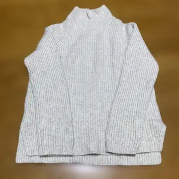 23구 리브 하이넥 스웨터 38 라이트 그레이