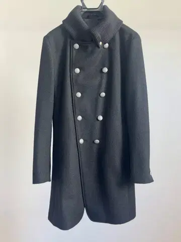 블랙 더블 브레스트 피 코트