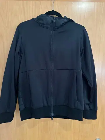 나노 유니버스의 Wiilounge 블랙 후드티 후드 부착