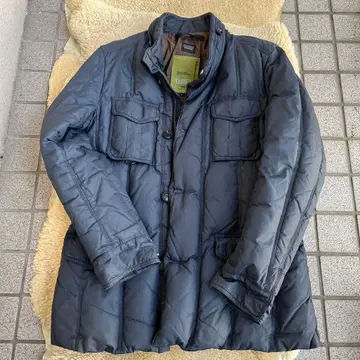 CLOSED 블랙 다운 자켓 L 사이즈