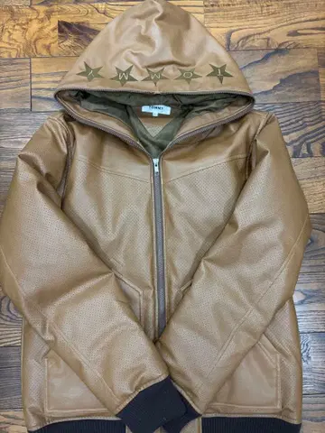 TOMMY 후드 부착 페이크 가죽 자켓