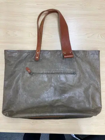 다코타 가죽 토트백 카키