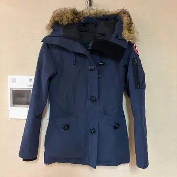 Canada Goose 다운 자켓 네이비