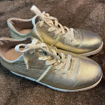 하르메크 골드 스니커즈 23.5cm