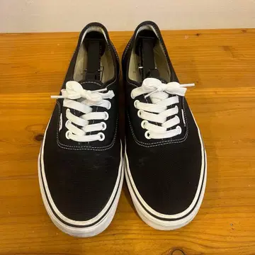 VANS 블랙 오센틱 27.5