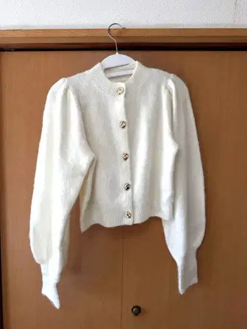 eimy 이스 토이 레 니트