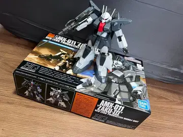 [ 조립 완료 ] AMK-011 자쿠 3 HG (하이 그레이드)