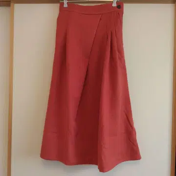 비대칭 플레어 스커트 다크 오렌지