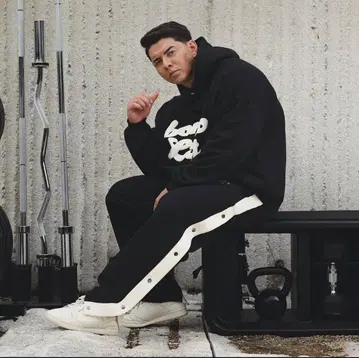 [ LYFT ] WARM UP BUTTON SWEAT PANTS