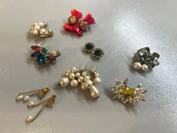 비즈 귀걸이 묶음 판매 8점