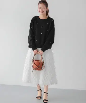 새상품급 비쥬 펄 맨투맨 상의