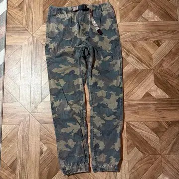 그라미치 x 빔즈 카모 패턴 조거 팬츠 S