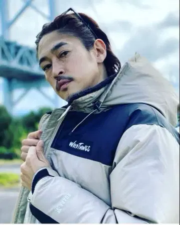 [ 쿠보즈카 요스케 착용 ] 로아크 리바이벌 다운 자켓