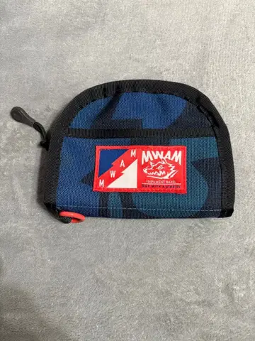 MAN WITH A MISSION 지갑