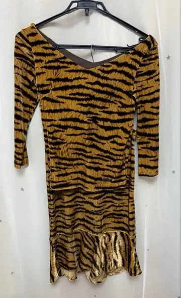 ANDRE LUCIANO 호피 스커트 셋업