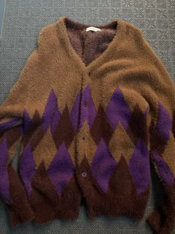 TWENTY ONE V넥 가디건