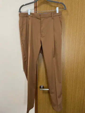 FACTOTUM 브라운 슬랙스