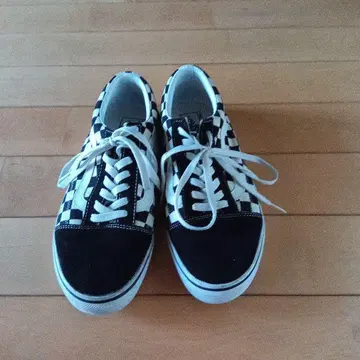 VANS 체커 ULTRACUSH 스니커즈