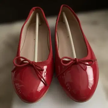 쿠미쿄쿠 빨간색 에나멜 밸리 슈즈 펌프스 빨간 리본