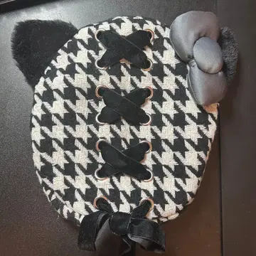 USJ 헬로키티 하운드투스 체크 패턴 베레모