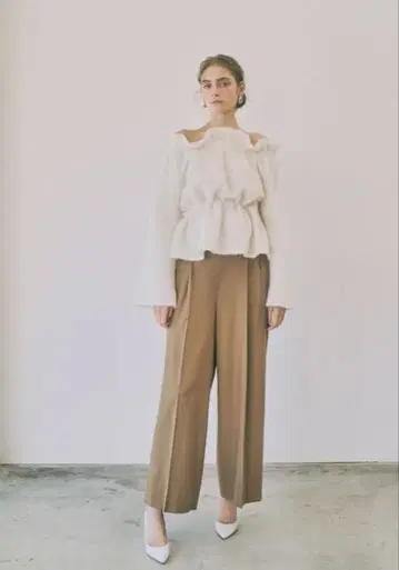 헤욘 헤 덕 팬츠 / 카멜