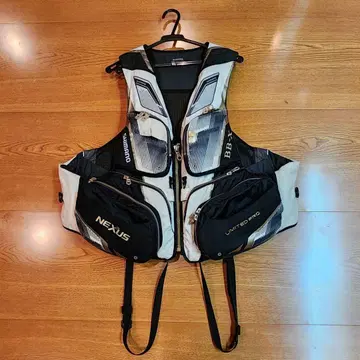 시마노 리미티드 프로 플로팅 베스트 [VF-112T] 리미티드 화이트