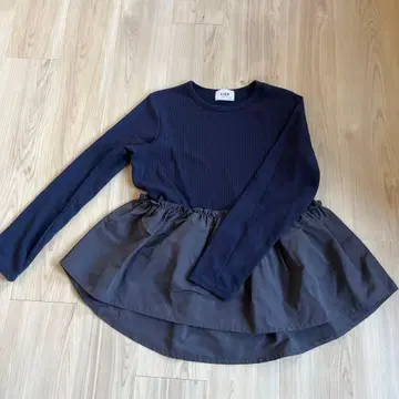 LIEN 네이비 긴팔 티셔츠