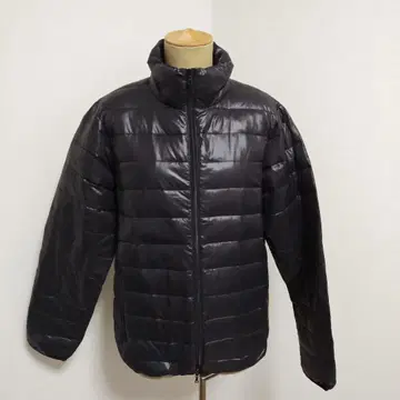 BEAMS LIGHTS 블랙 다운 자켓