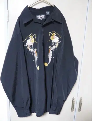 드래곤 자수 블랙 오버 사이즈 셔츠