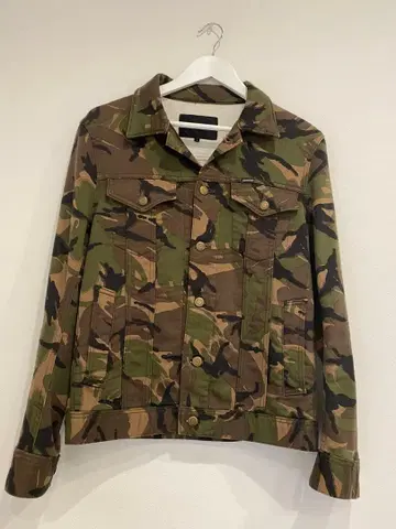 1 piu 1 uguale 3 카모플라쥬 자켓