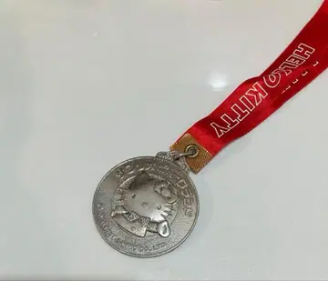 헬로키티 산리오 퓨로랜드 판타스틱 월드 메달