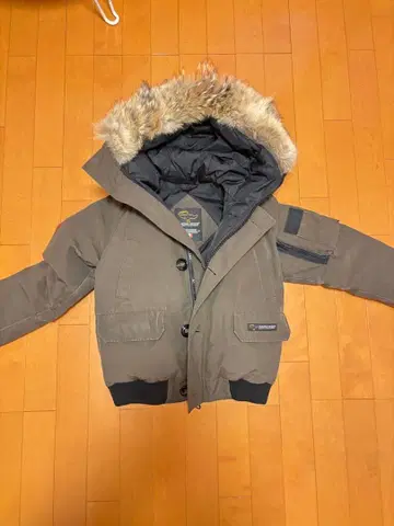 CANADA GOOSE 칠리왁 봄버