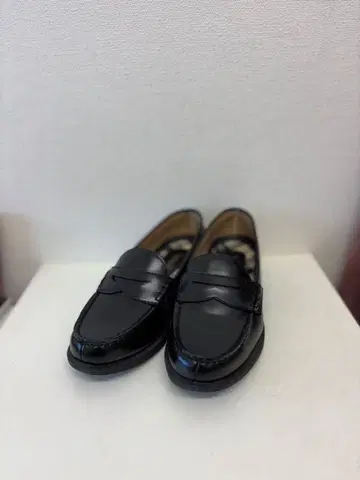 시더 크레스트 블랙 페니 로퍼 23cm