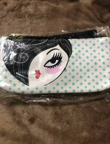 FLUFF 파우치 괌 구매품