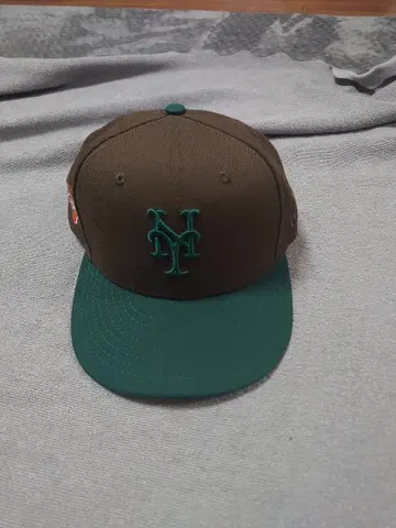 NEWERA 캡 메츠