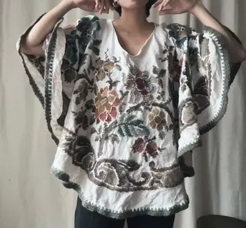 앤티크 크로스 판초 구제 의류 빈티지