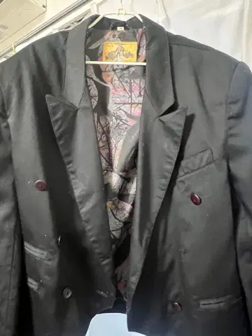 코엔지 피안 블랙 테일러드 자켓