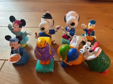 캐릭터 피규어 8체 세트