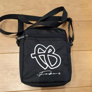 미사용 새상품 FUBU 후부 숄더백