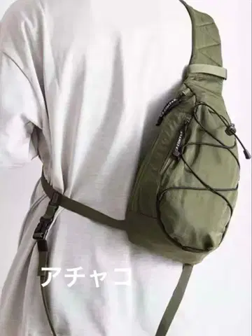 C.P. Company 숄더백 OD